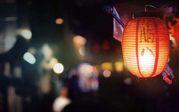中国风黑色街道灯笼PNG透明背景，古典设计素材高清下载