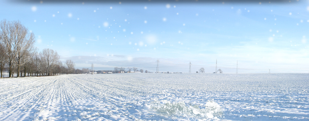 【限时免费下载】高清PNG透明雪地背景素材，打造精美Banner海报！