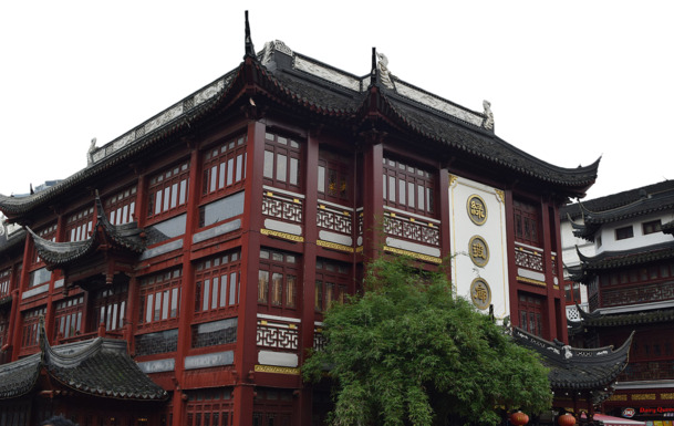 中式古建筑PNG透明背景素材，高清摄影风景图片，设计元素免费下载