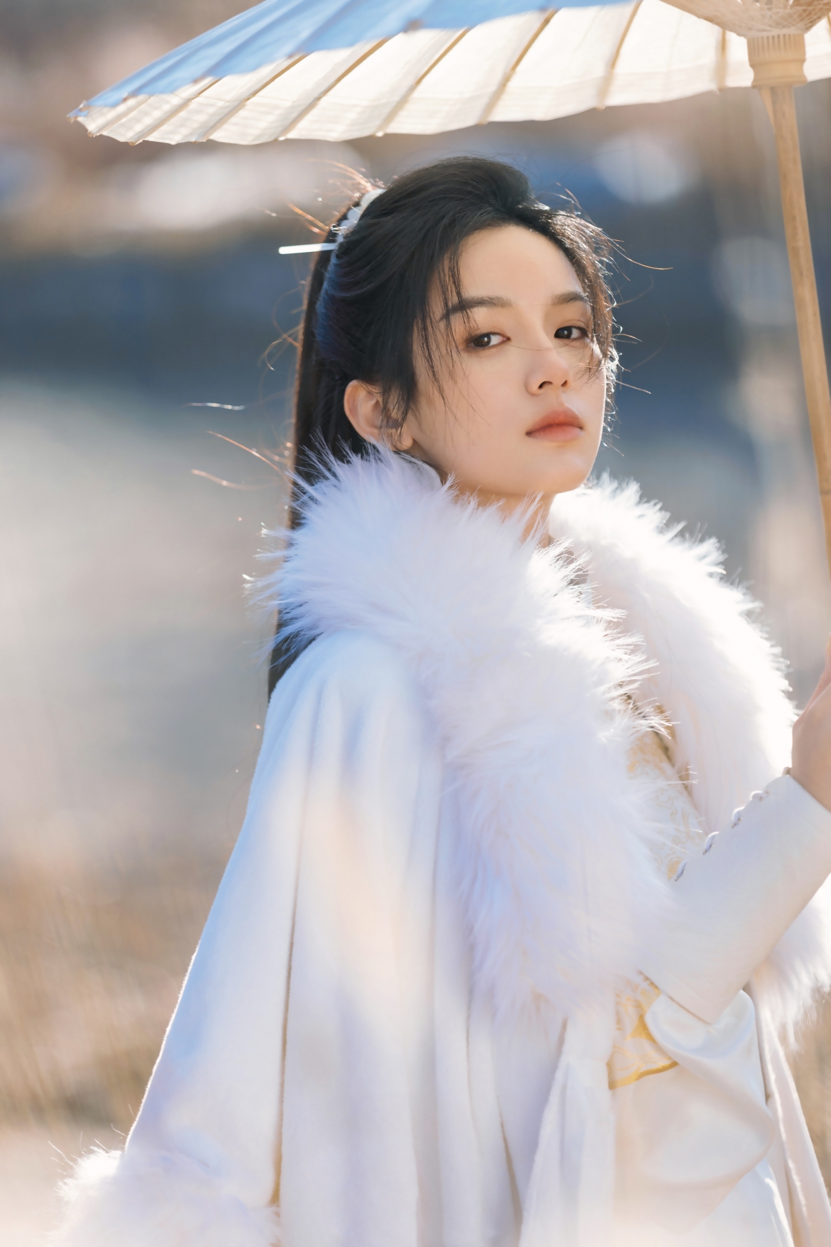 绝美古风，周也白色古装高清4K手机壁纸，2561x3840超清下载