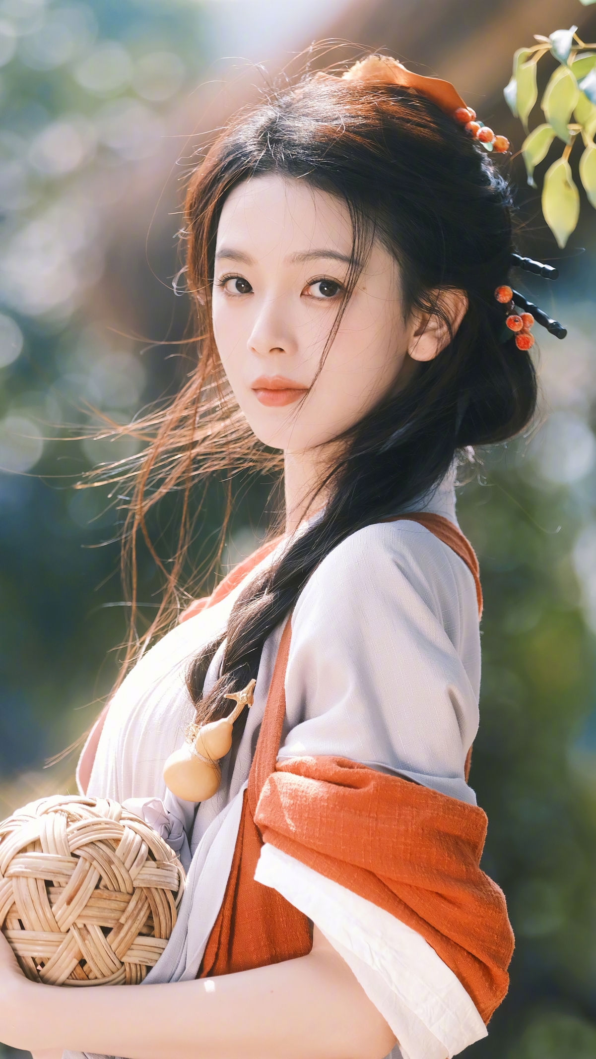 陈瑶绝美古装竖屏4K手机壁纸，高清原图2160x3840，一键下载