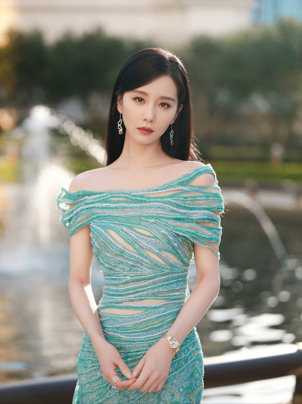 高清美图精选，刘诗诗绝美4K手机壁纸，3072x4096分辨率，免费下载