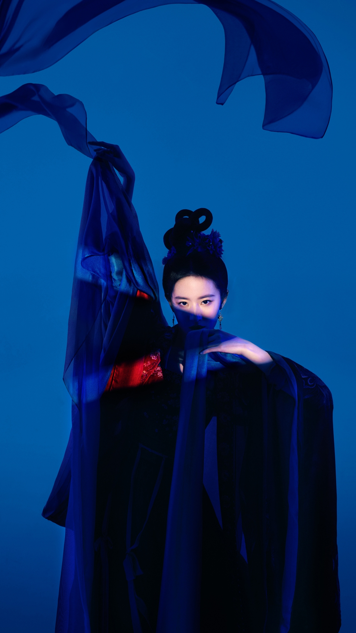 梦华录绝美瞬间，刘亦菲舞蹈高清4K壁纸，2160x3840超清画质，专享手机美图下载