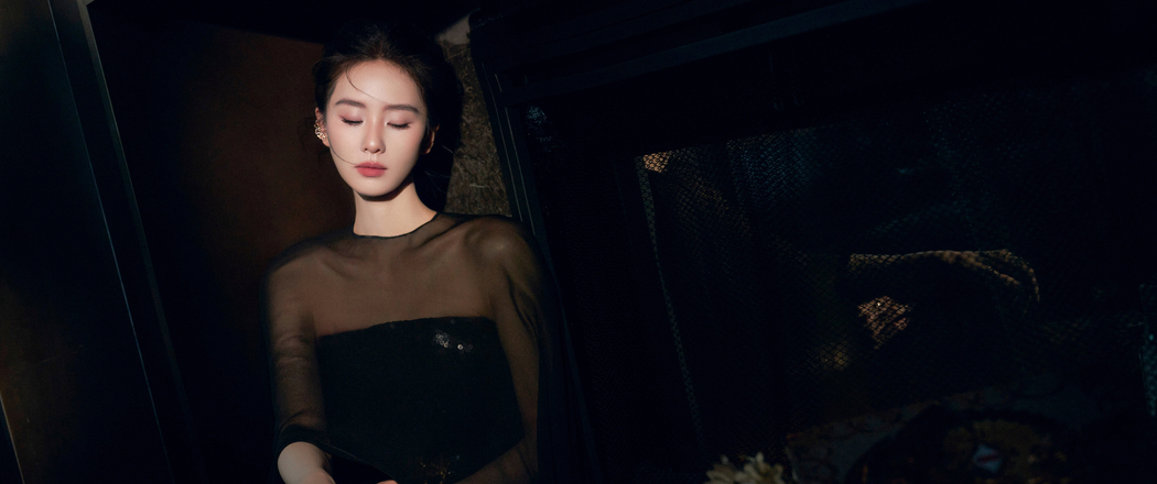 刘诗诗黑色长裙超高清3440x1440带鱼屏壁纸下载