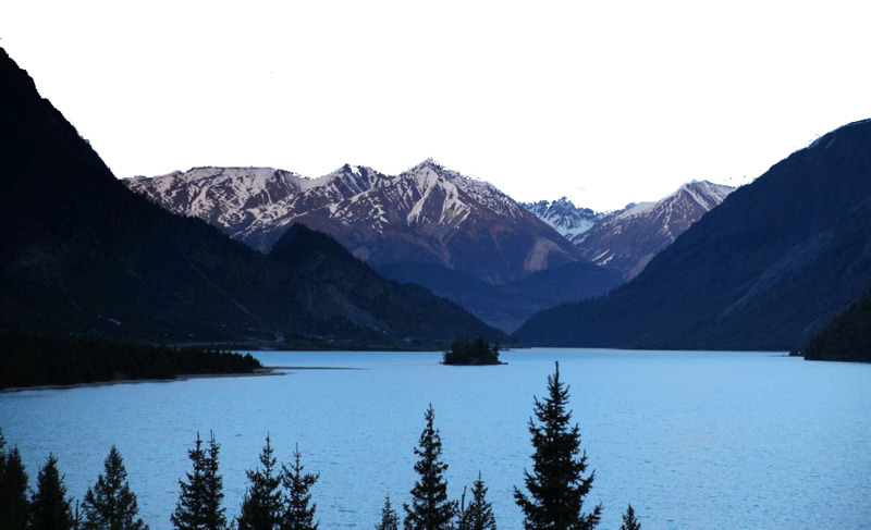 西藏然乌湖旅游景区高清PNG透明背景风景摄影素材下载