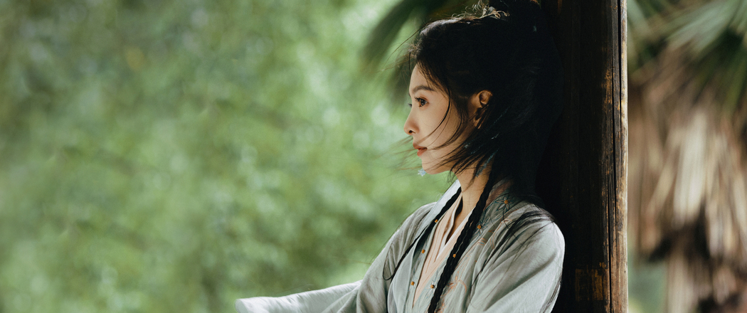 雨霖铃章若楠4K高清剧照壁纸，带鱼屏3440x1440分辨率美女图片下载