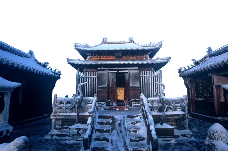 武当山金殿瑞雪高清PNG素材，透明背景风景图片，设计下载
