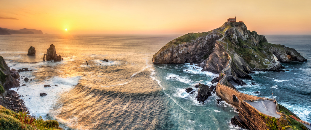 加兹特鲁加特岛绝美风景 3440x1440 超清带鱼屏壁纸下载