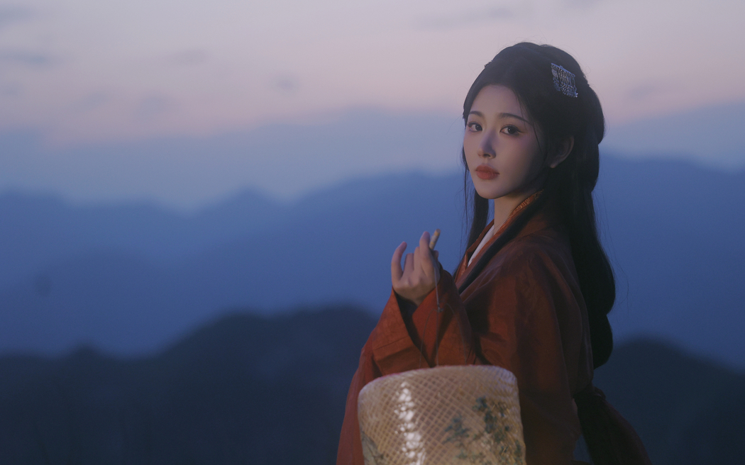 孔雪儿古风4K超清壁纸，3840x2400高清美女图片下载
