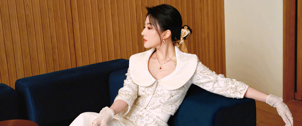 刘亦菲侧脸白色长裙优雅照 4K高清壁纸 3440x1440带鱼屏下载