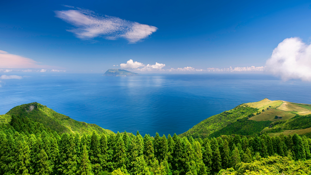 4K超清风景壁纸，海云天空、岛屿海岸远景，3840x2160高清下载