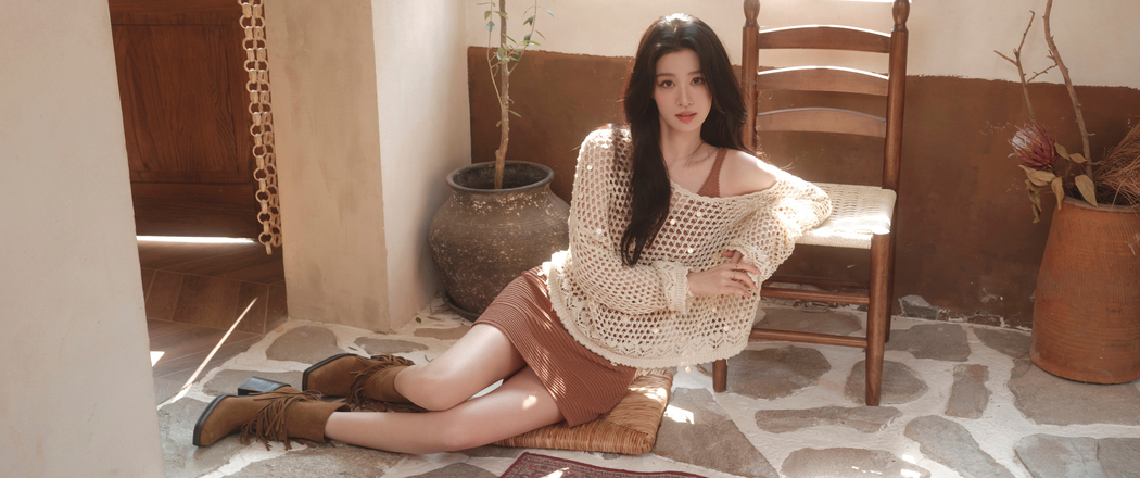 王楚然4K高清壁纸，3440x1440带鱼屏居家美女图片下载