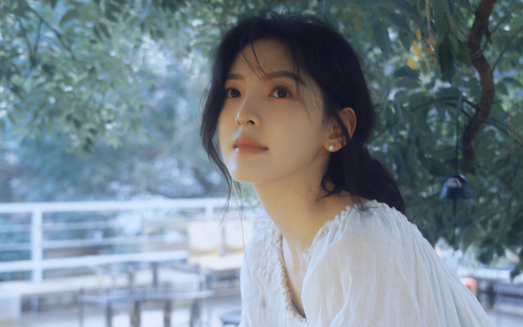 章若楠4K清新养眼美女壁纸，3840x2400高清下载