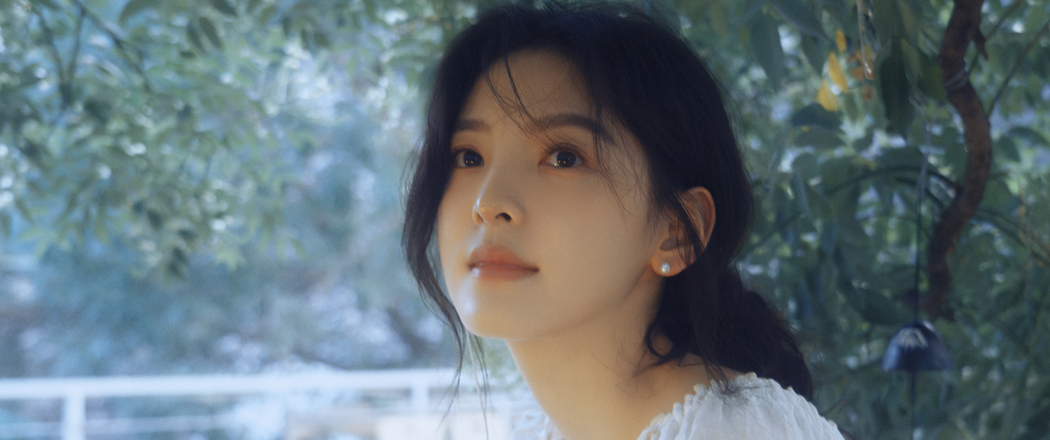 章若楠清新美女4K壁纸，3440x1440带鱼屏高清下载