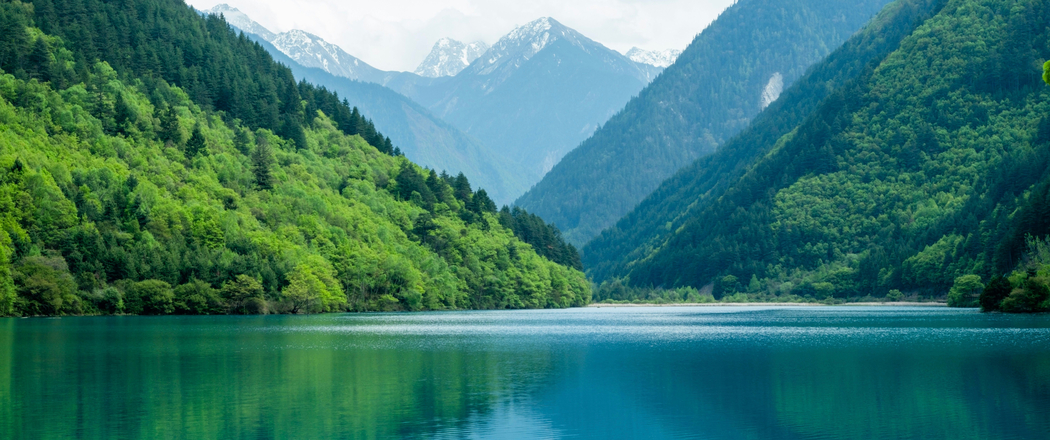 绿水青山4K带鱼屏高清壁纸 3440x1440 下载