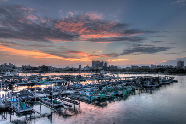 港口码头城市黄昏高清透明背景PNG摄影风景设计素材图下载
