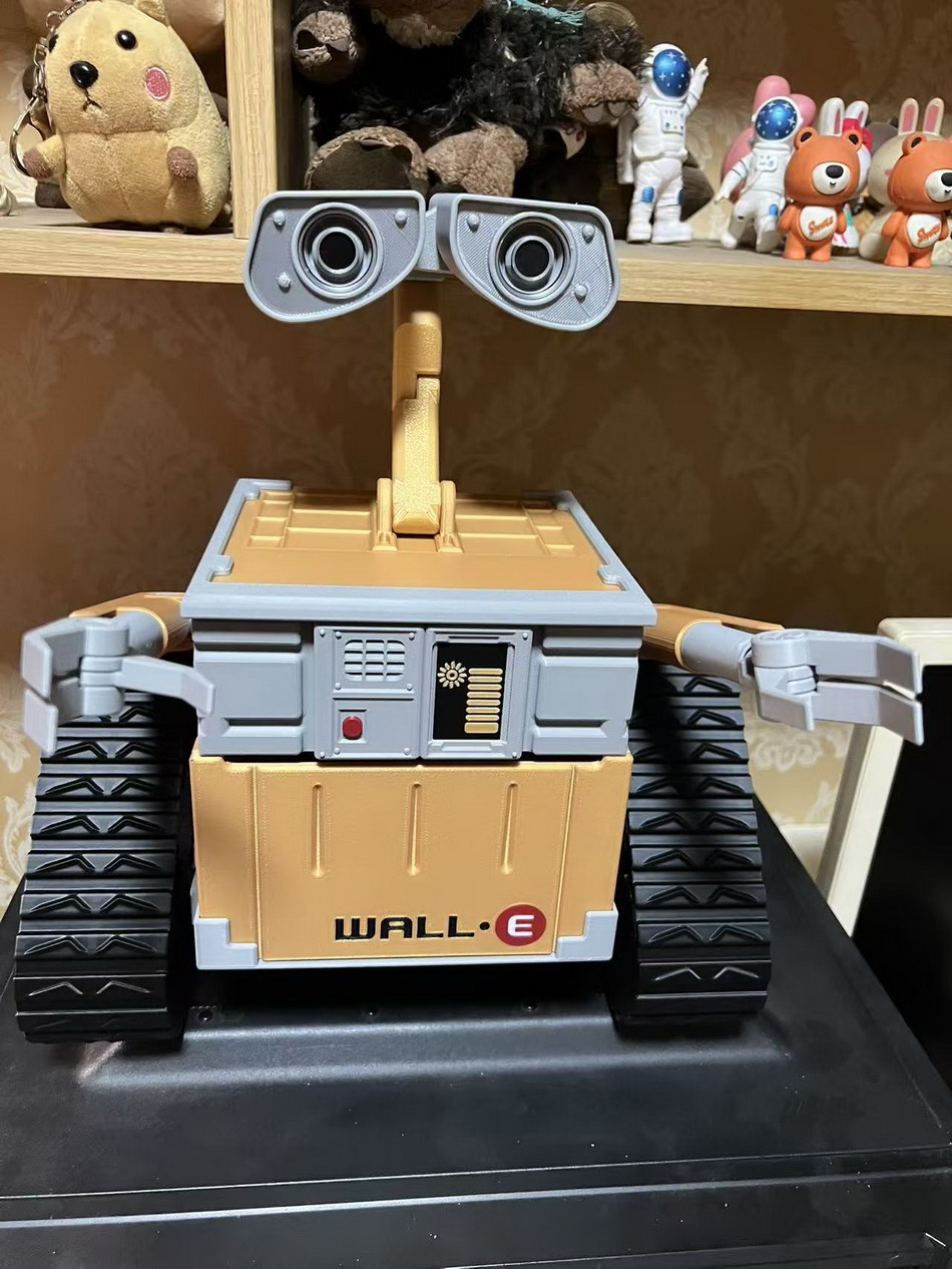 3D打印项目：可动瓦力（纸巾盒）打印拼装完成