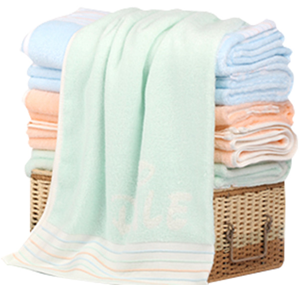 彩色竹纤维大毛巾婴儿浴巾高清PNG透明设计素材免费下载
