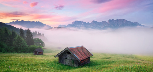天空山峰乡村高清PNG透明背景元素海报设计素材免费下载
