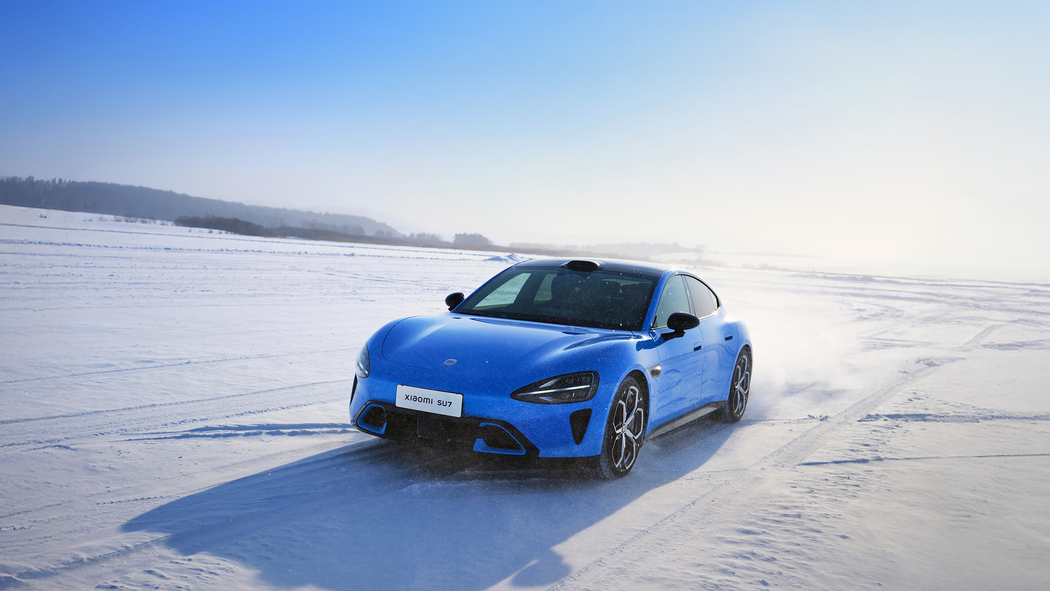 小米新一代SU7冰雪4K汽车高清壁纸3840x2160免费下载