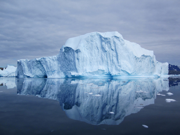 高清冰山雪山湖泊PNG透明背景摄影风景设计素材免费下载