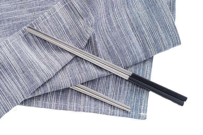 灰色餐桌布高清PNG透明图片-生活用品设计素材免费下载