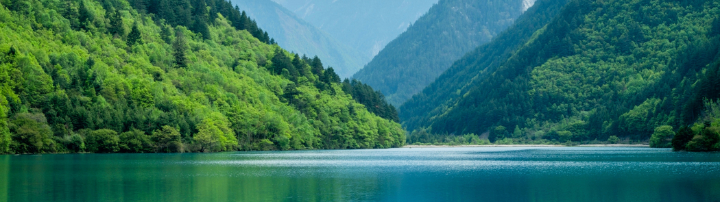 青山绿水山川河流5120x1440高清双屏风景壁纸免费下载