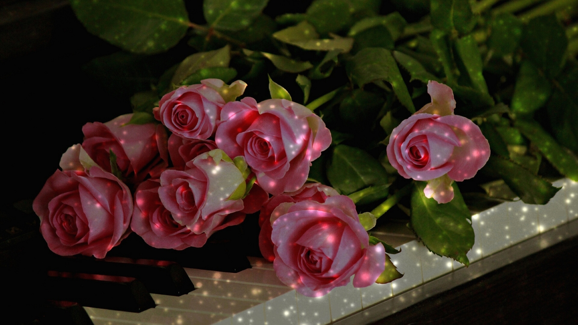 玫瑰花钢琴之韵，精选钥匙图案桌面壁纸，花卉主题免费电脑壁纸下载