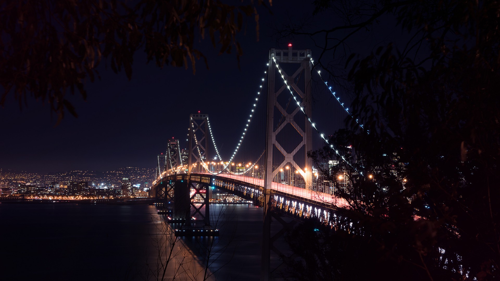旧金山海湾大桥夜景，绝美桌面壁纸，免费下载！