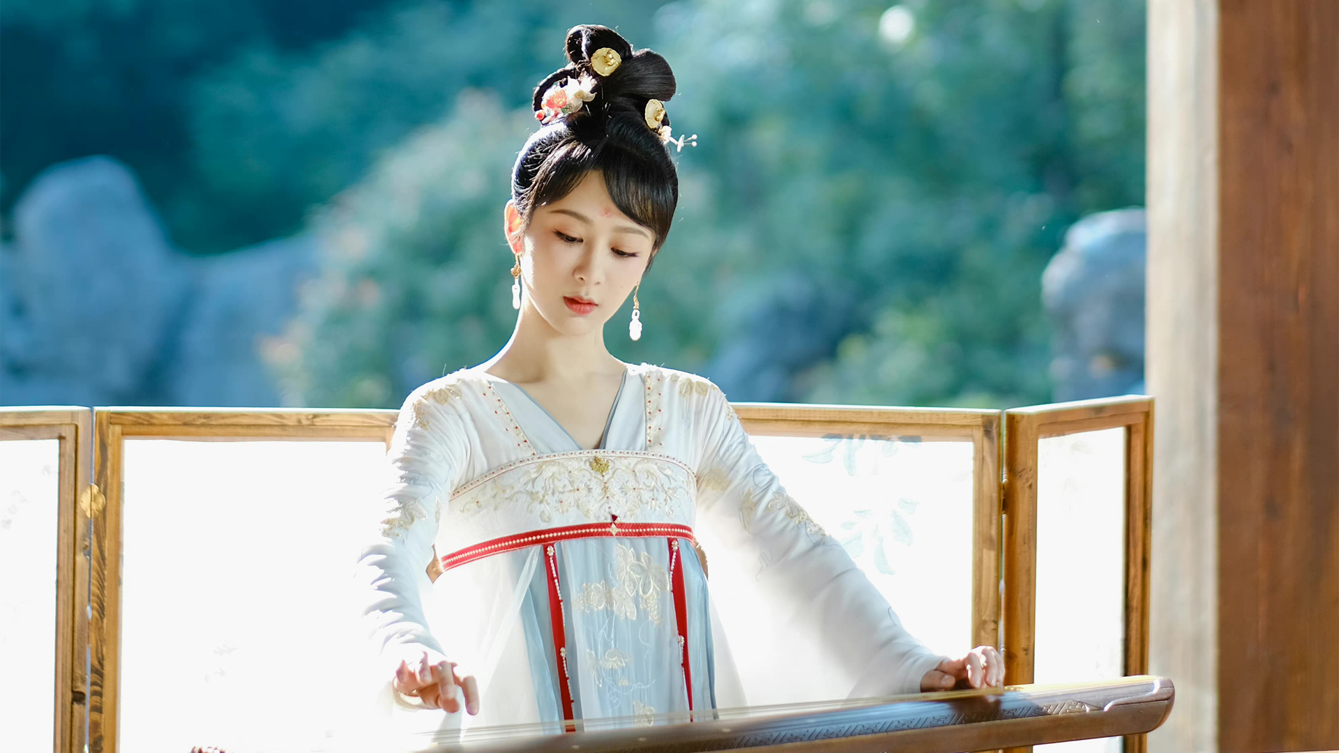 长相思杨紫小夭精美剧照壁纸，免费影视电脑壁纸高清下载