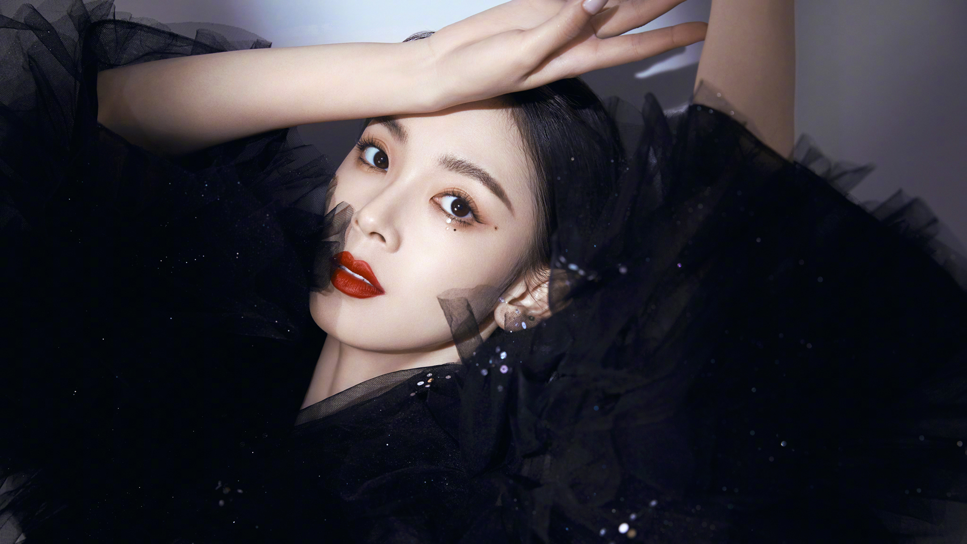 陈瑶 黑色裙子 美女 壁纸