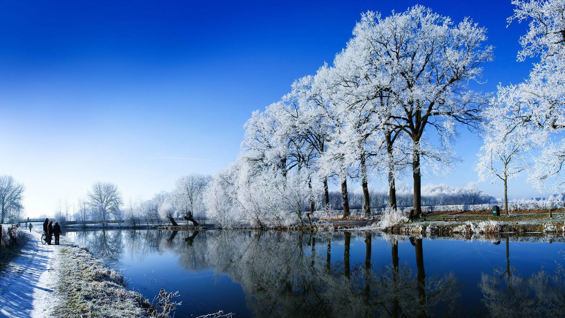 冰雪奇缘，绝美雪景壁纸，免费下载装点你的电脑桌面