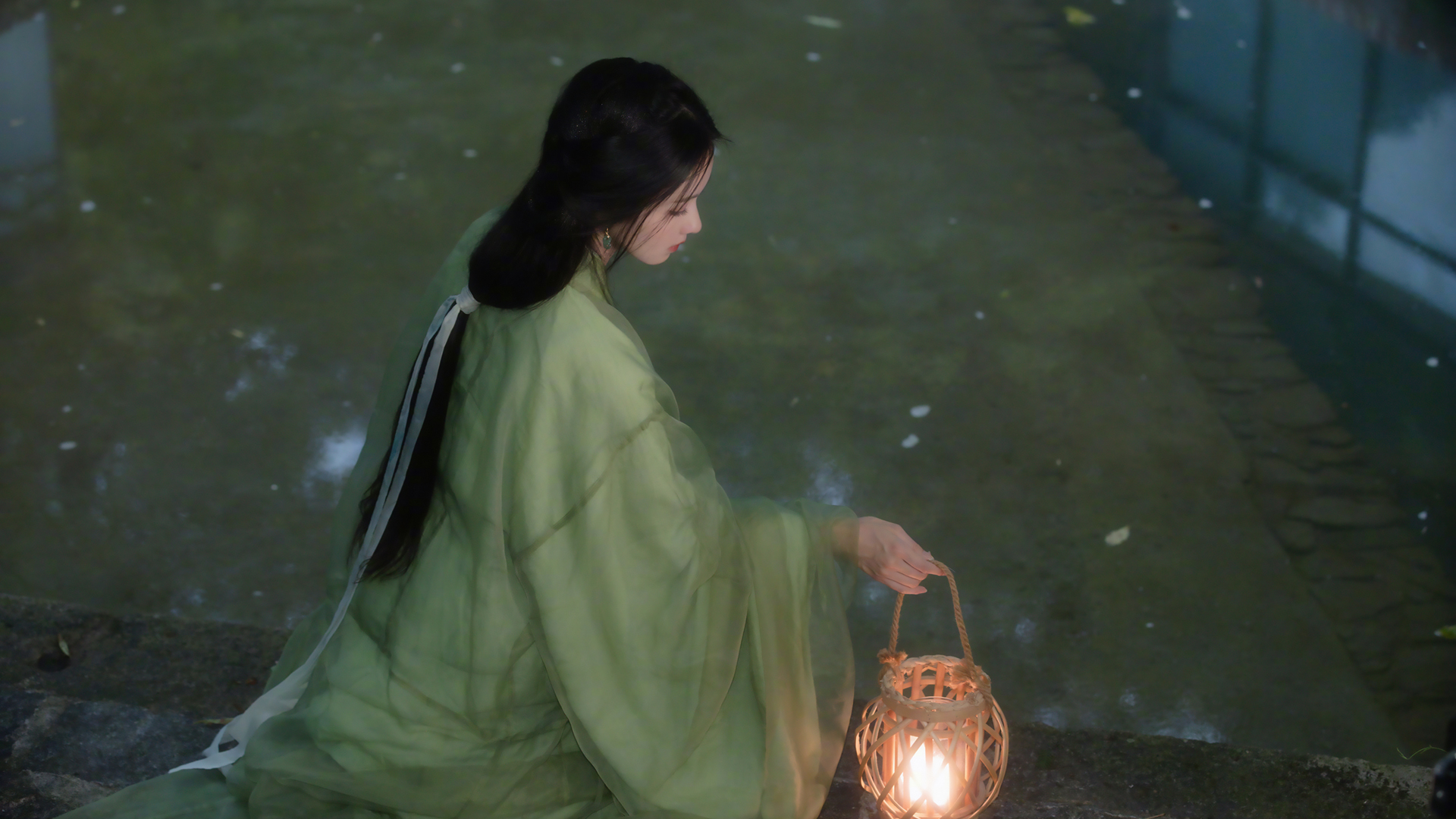 唯美古风美女陈都灵精选壁纸，免费电脑壁纸高清下载