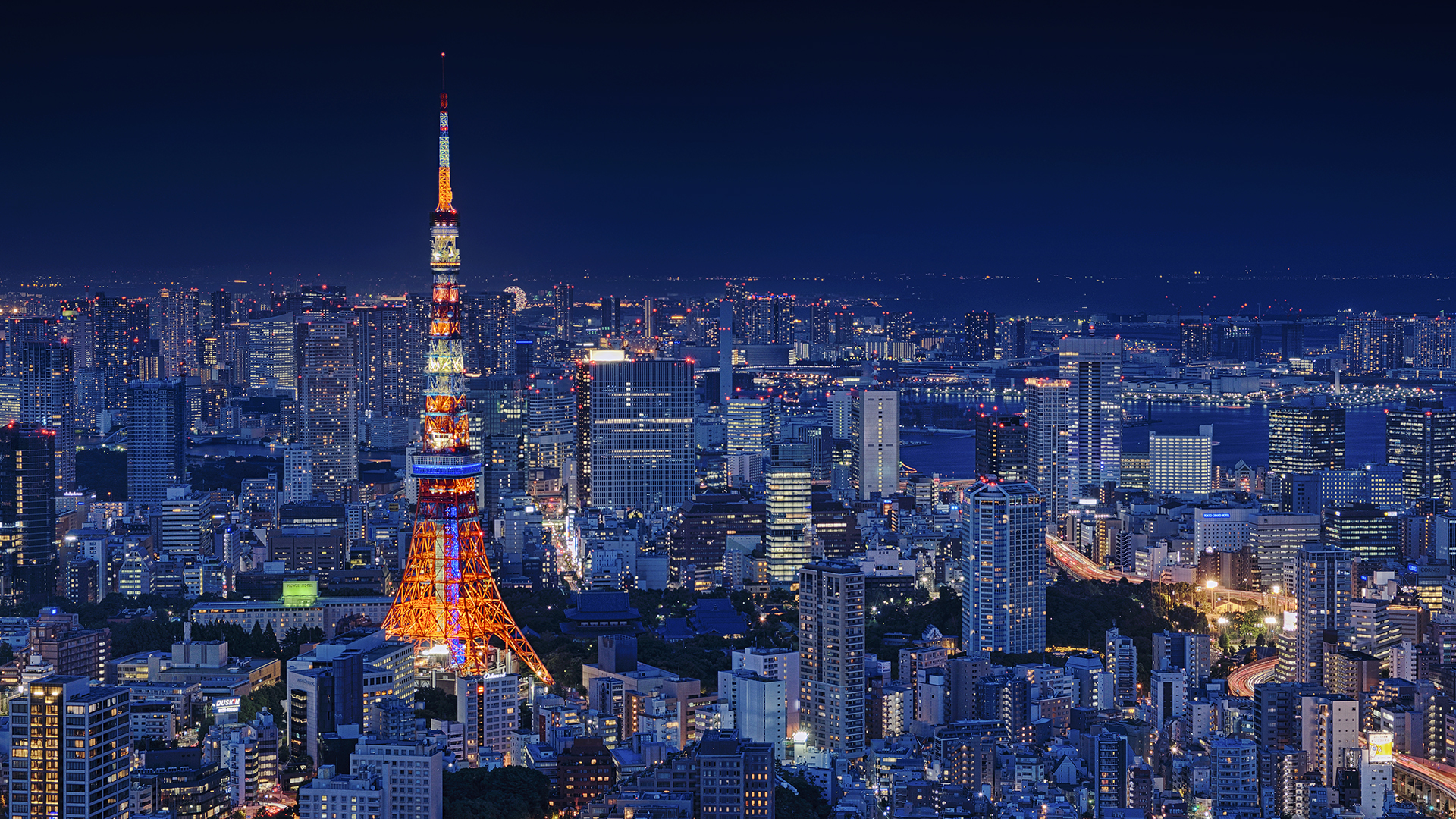 日本东京塔璀璨夜景，高清壁纸免费下载，装点你的电脑桌面