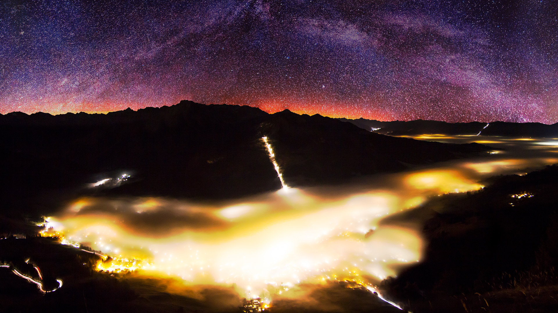 银河系全景壁纸，高清风景，免费下载，装点你的电脑桌面！