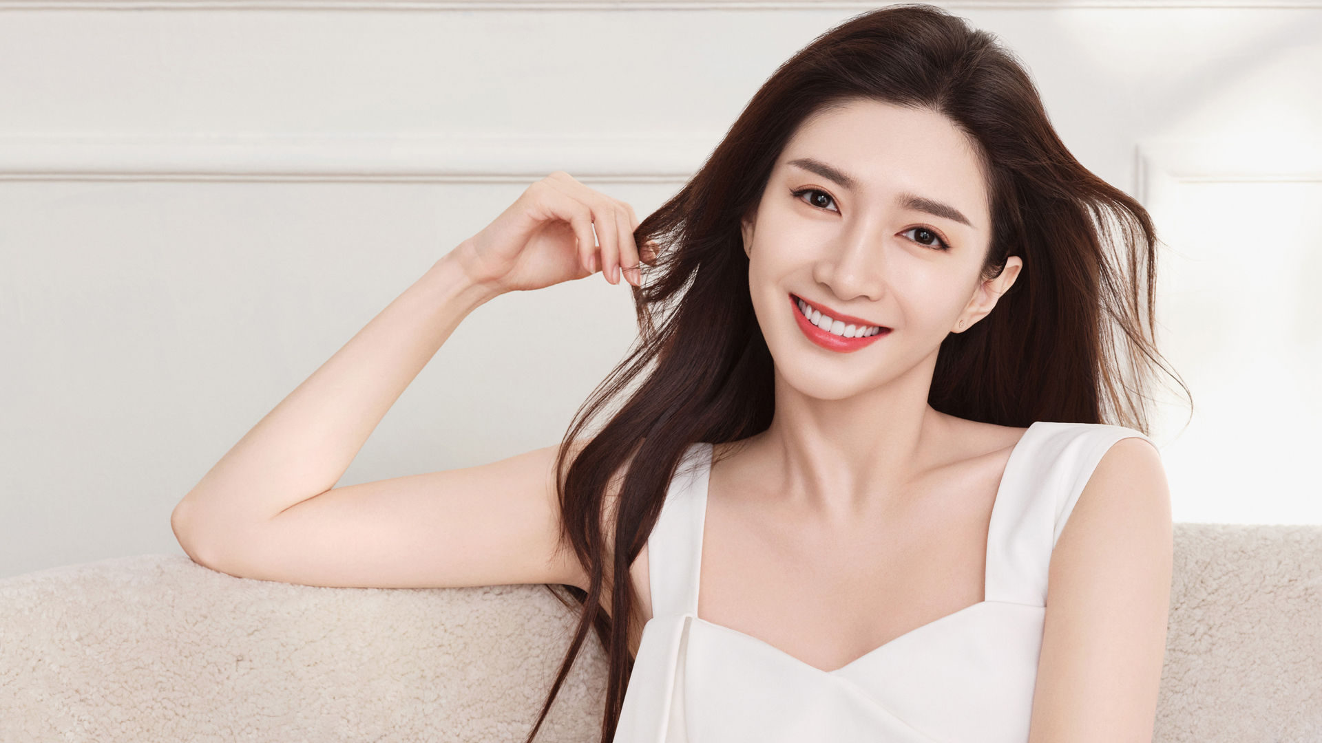 江疏影绝美2K壁纸，高清美女电脑背景图免费下载