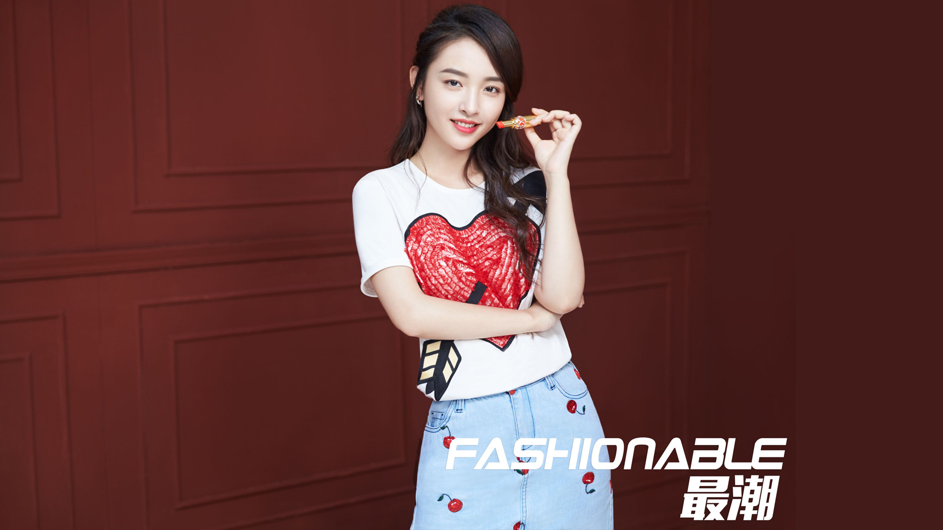 吴倩精选美女壁纸，高清免费下载，电脑桌面美化首选！