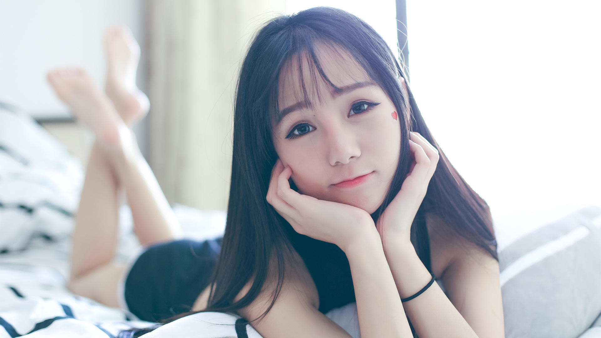 日系可爱美女壁纸