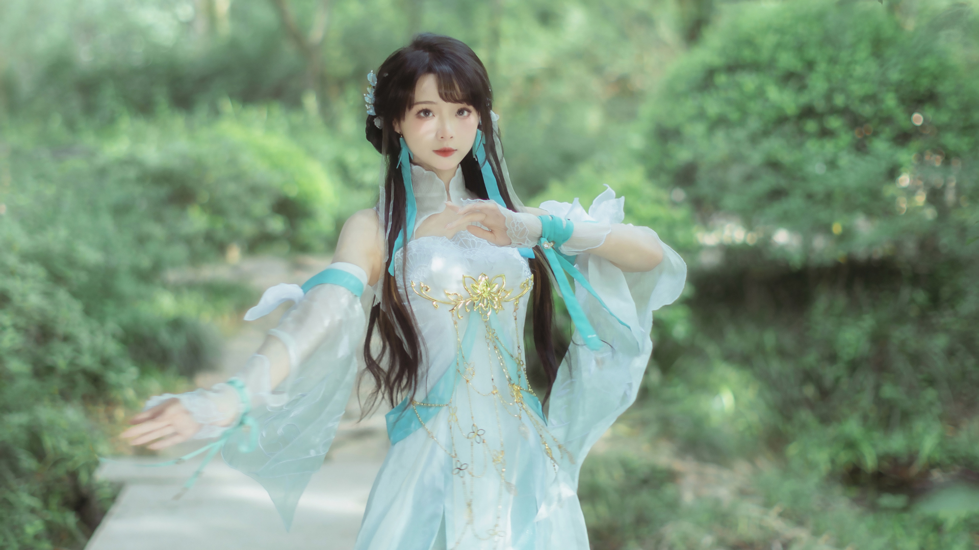 【绝美古风】cosplay逆水寒古装美女壁纸，免费电脑壁纸高清下载！