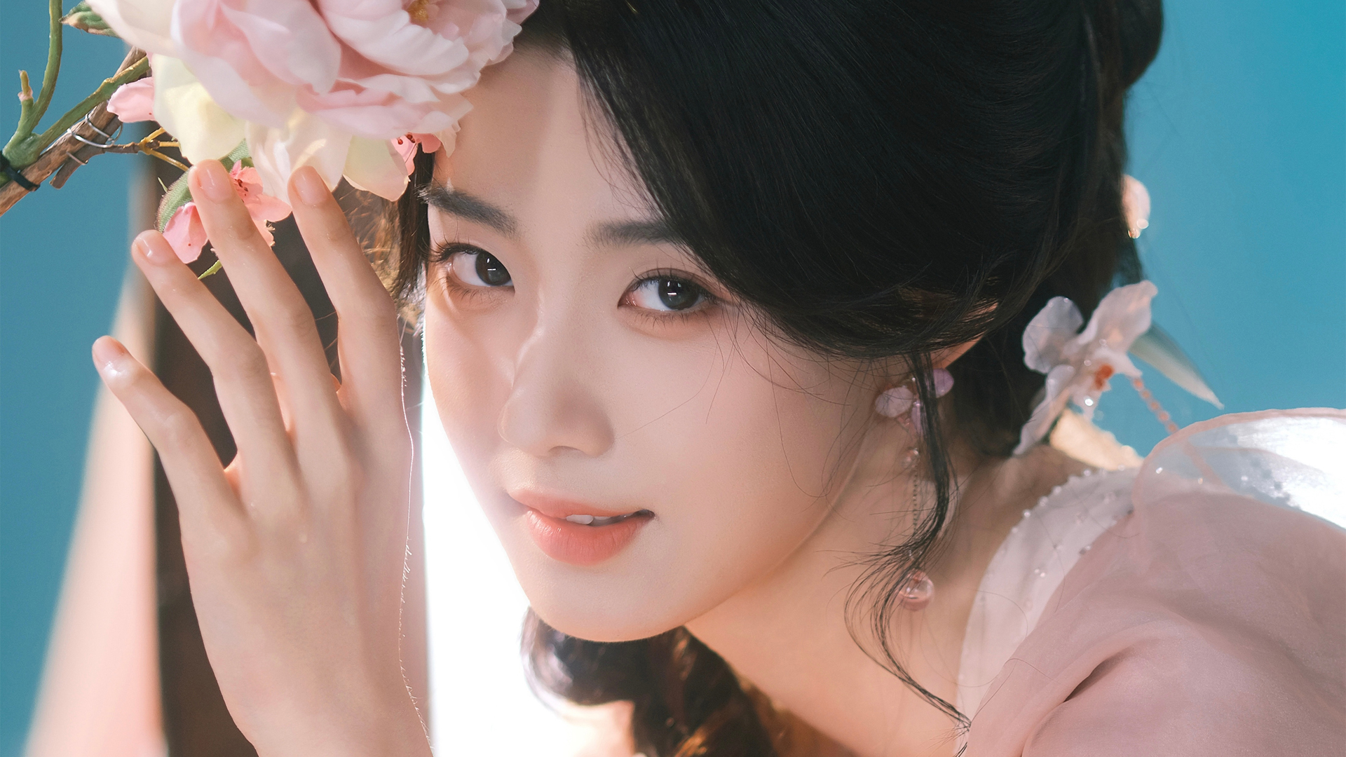 卢昱晓唯美花景高清免费电脑壁纸下载