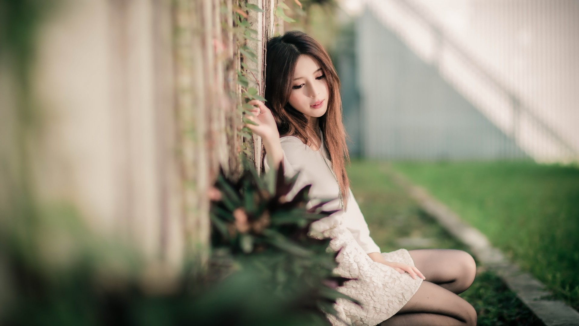 深深思念，伤感美女壁纸，免费高清电脑壁纸下载