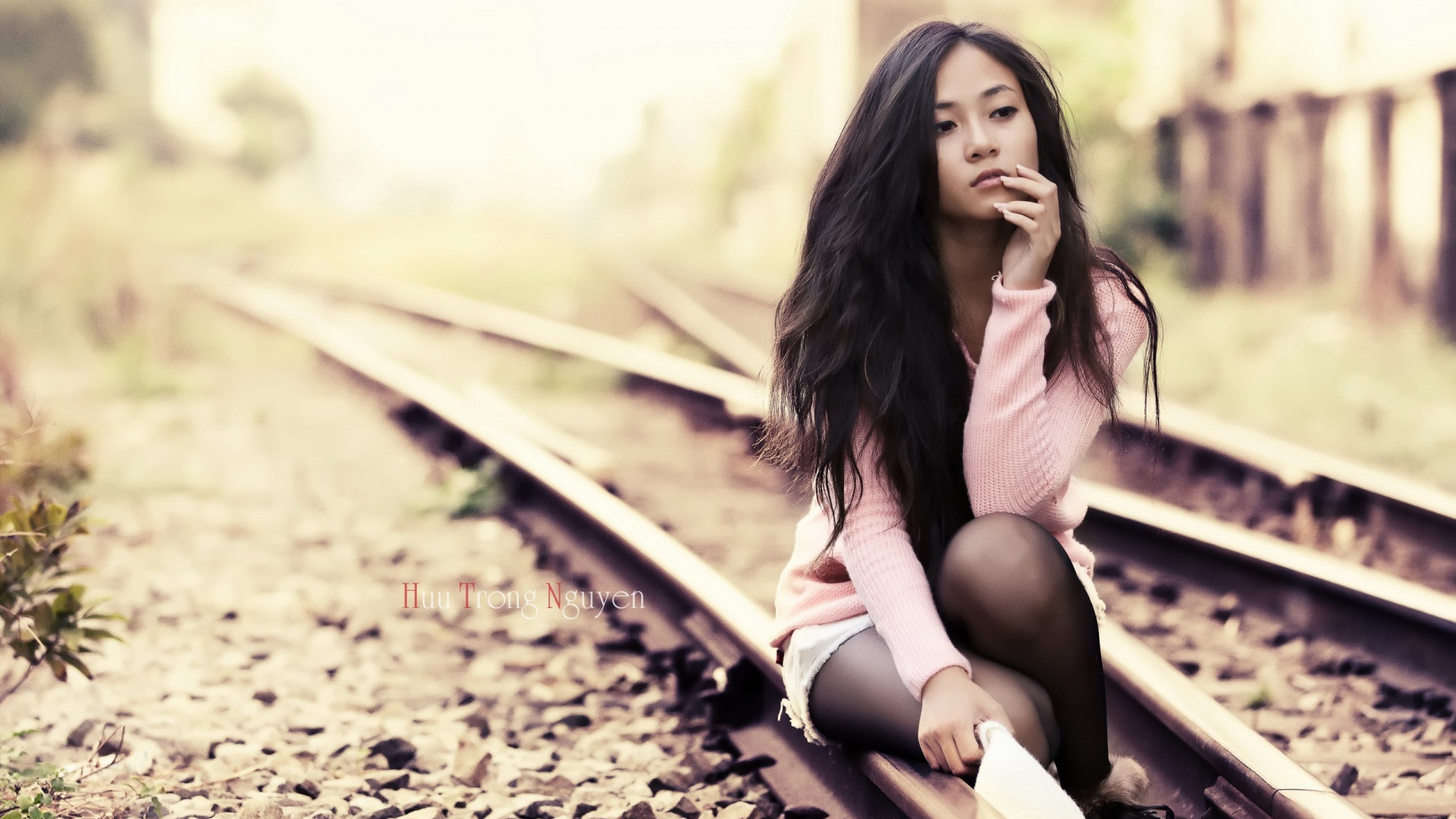美女壁纸高清大放送，全屏免费下载，惊艳你的电脑桌面！