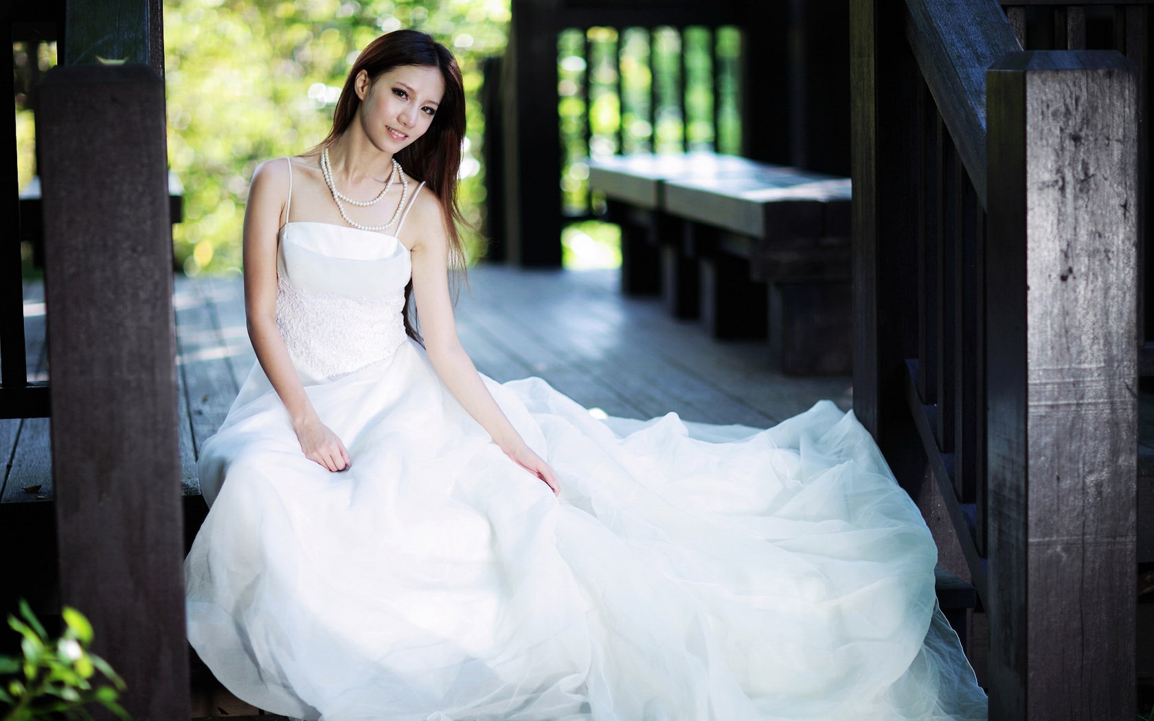 绝美婚纱壁纸大赏，美女电脑桌面背景免费下载