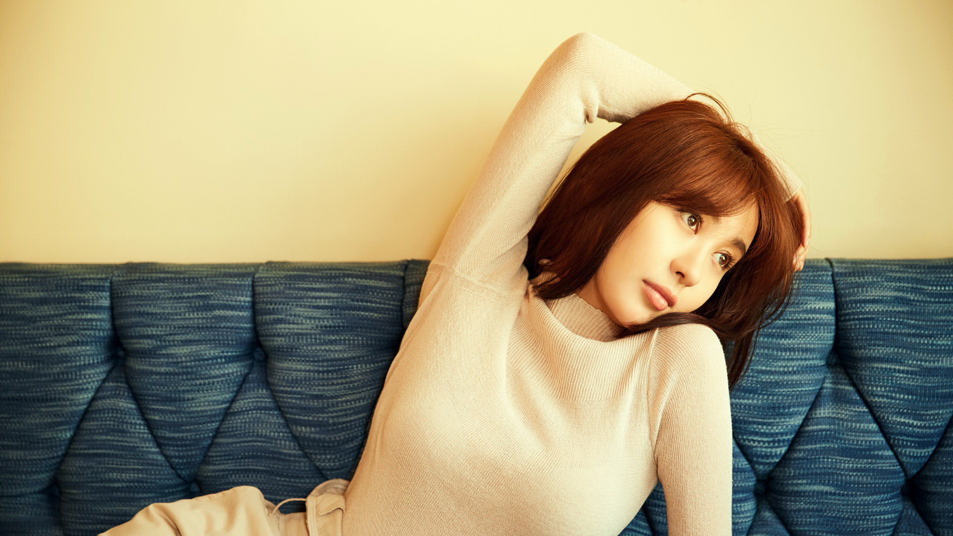 李菲儿绝美写真，免费高清桌面壁纸，一键下载美化电脑桌面