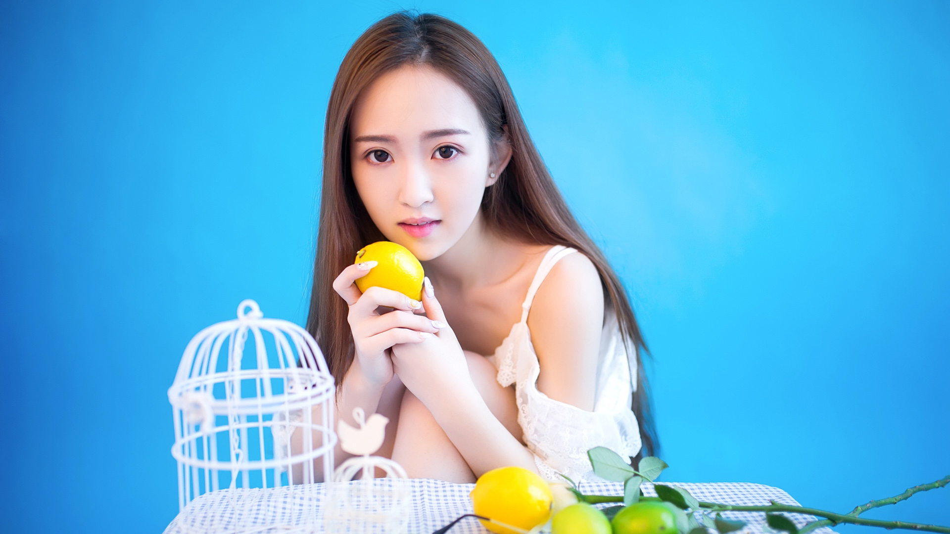 清凉可爱清纯美女壁纸，免费电脑桌面美图下载
