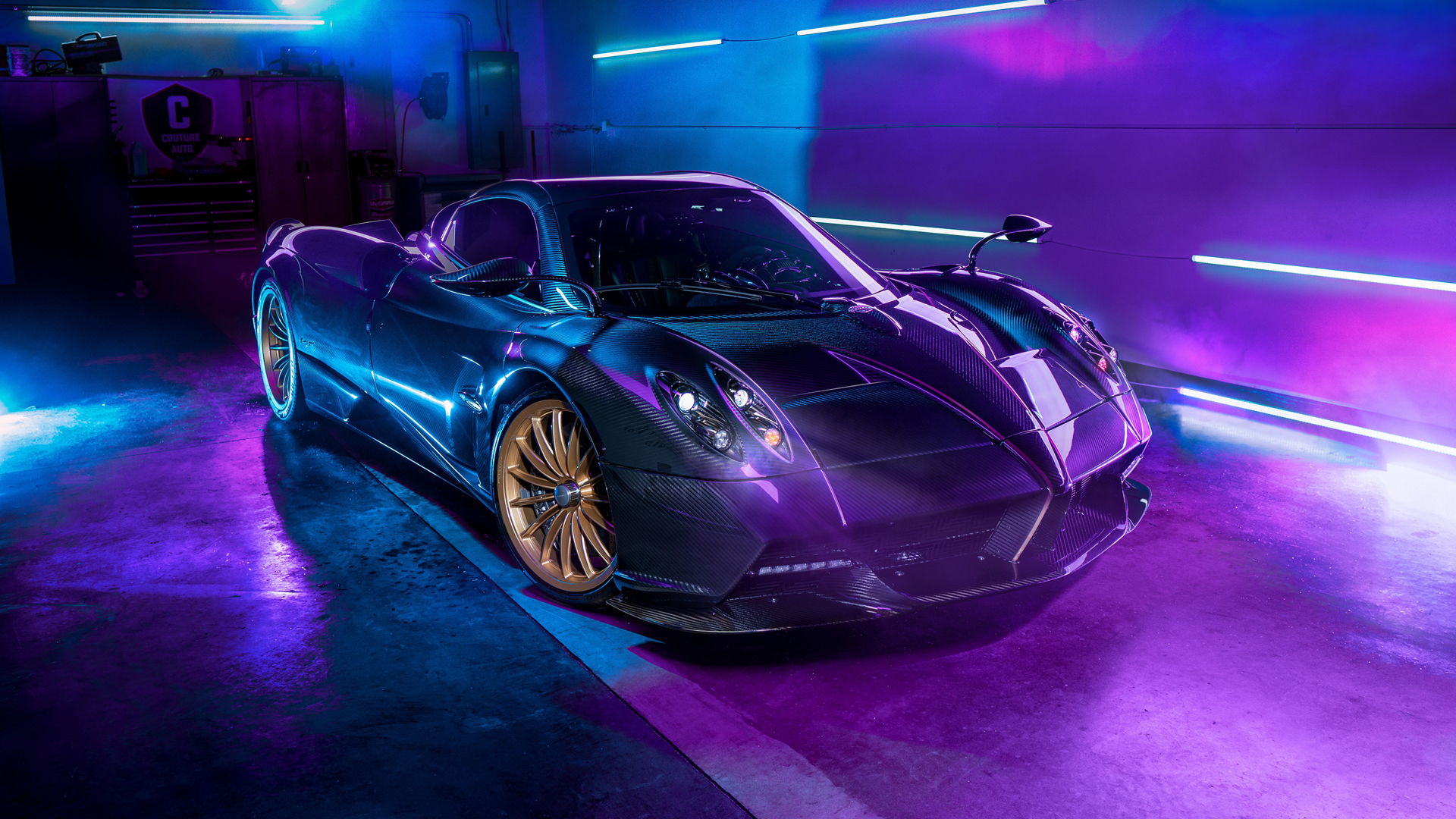 帕加尼Huayra Roadster跑车高清壁纸，免费电脑壁纸下载