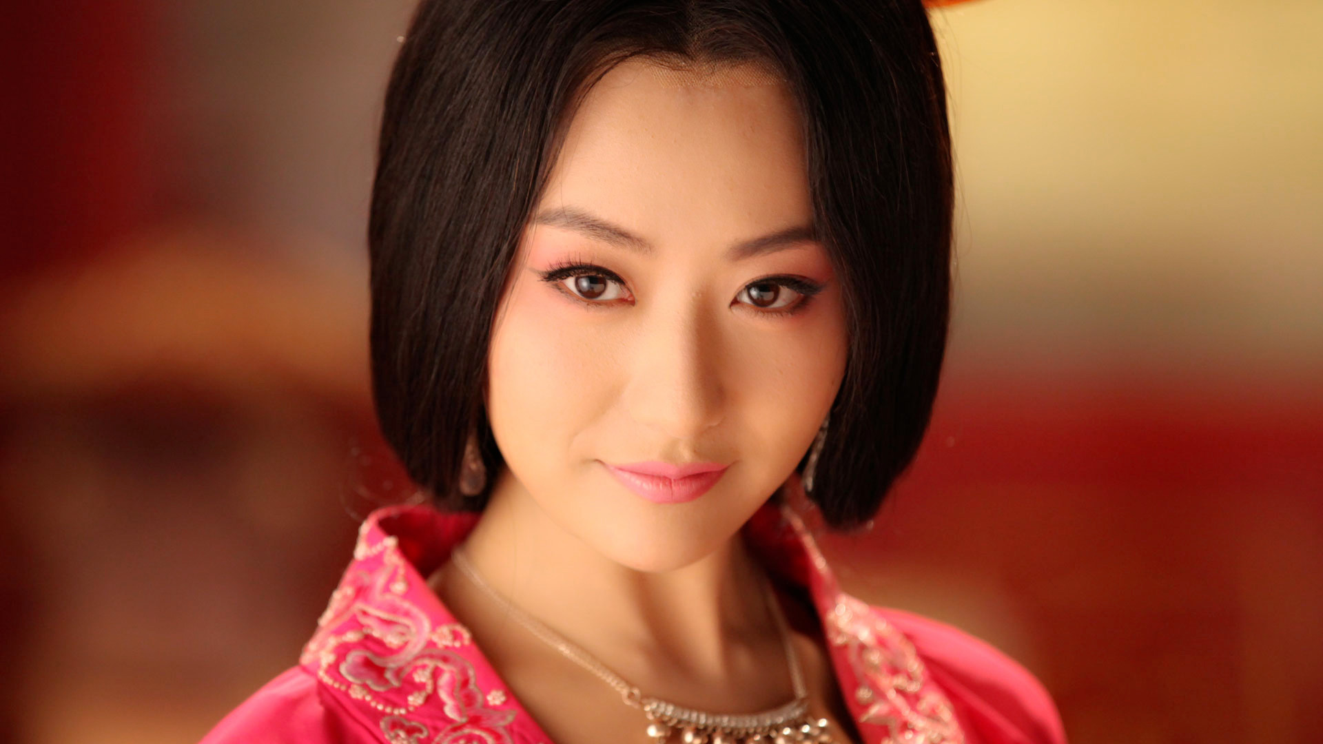 绝美白冰古装桌面壁纸，美女电脑背景免费下载