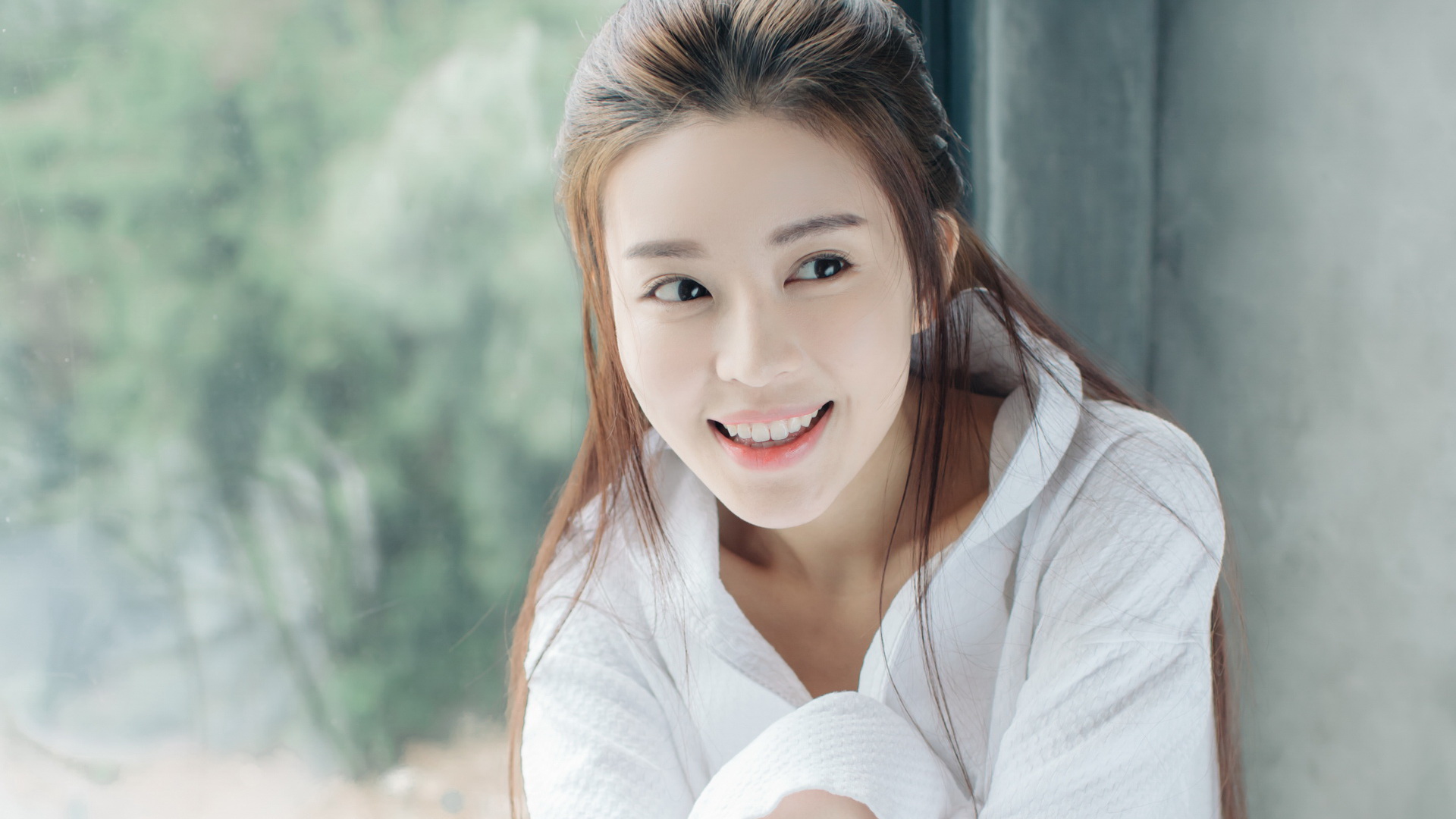 温心(Swan) 清纯美女桌面壁纸