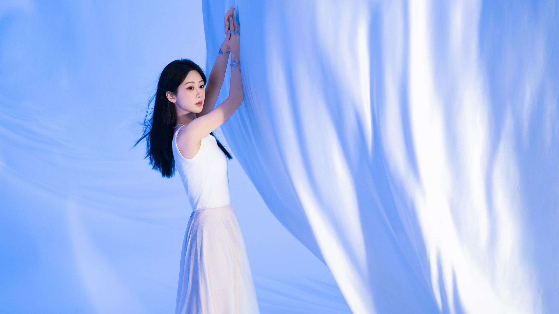 杨紫，淡雅梦境美女壁纸，免费电脑壁纸下载