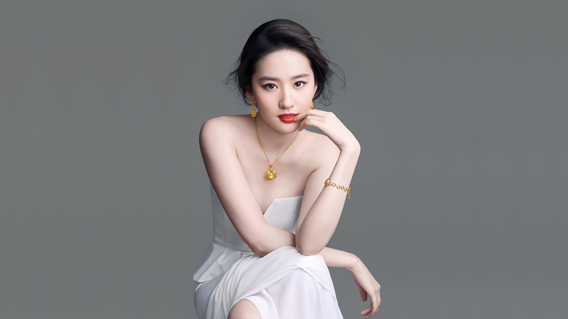 刘亦菲2K超高清美女壁纸，免费电脑壁纸一键下载